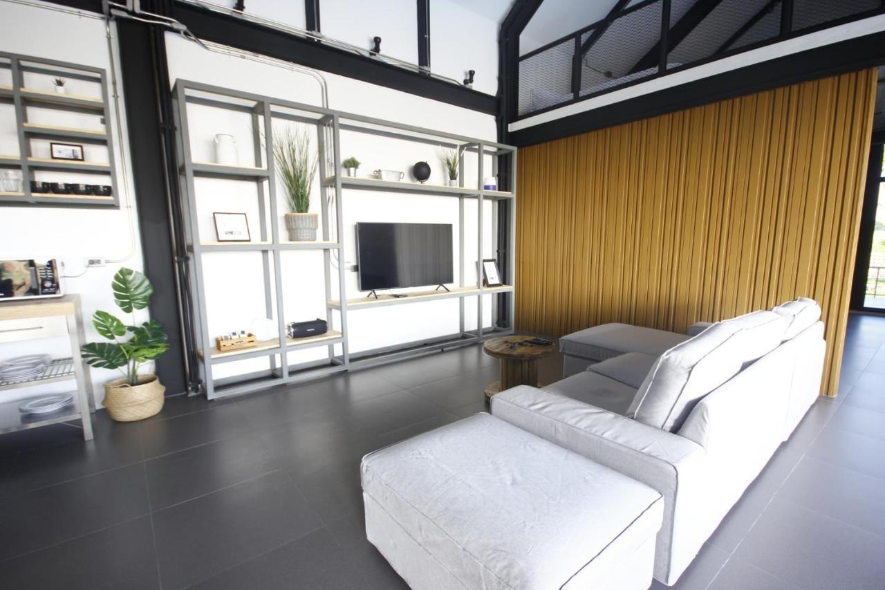 Nordic Cabin And The Pool Ban Sap Noi Exterior foto